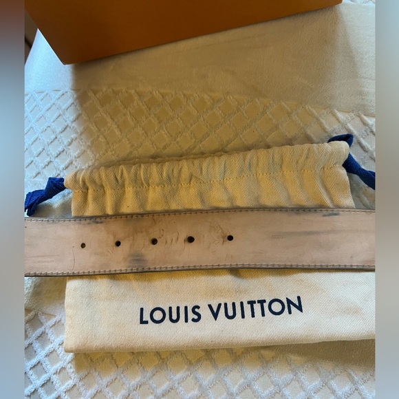 AUTHENTIC Used Louis Vuitton white checkered initials belt. - Picture 4 of 5
